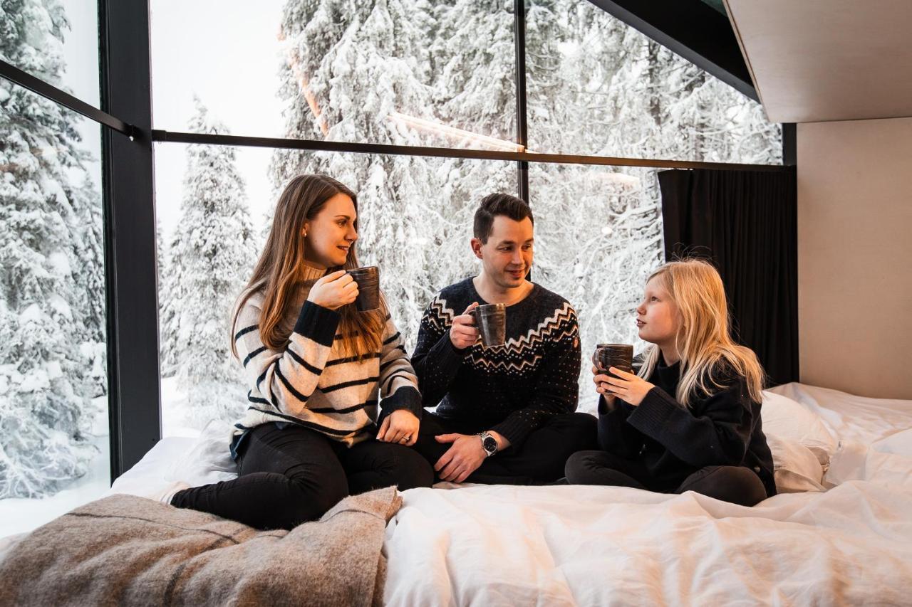 Resort Magical Pond Nature Igloos Ruka